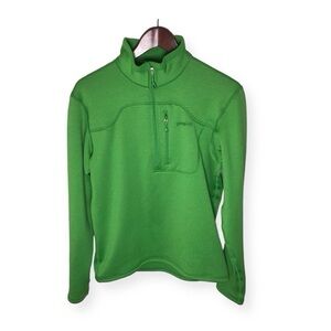 Patagonia R1® Fleece Pullover in Cilantro Size Small.